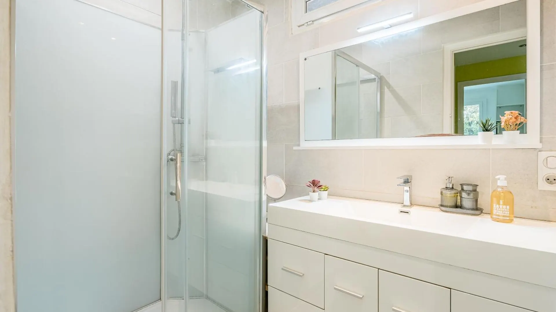 Apartment Au Calme, Proche Du Stade Velodrome, Plages Et Metro Marseilles Frankreich